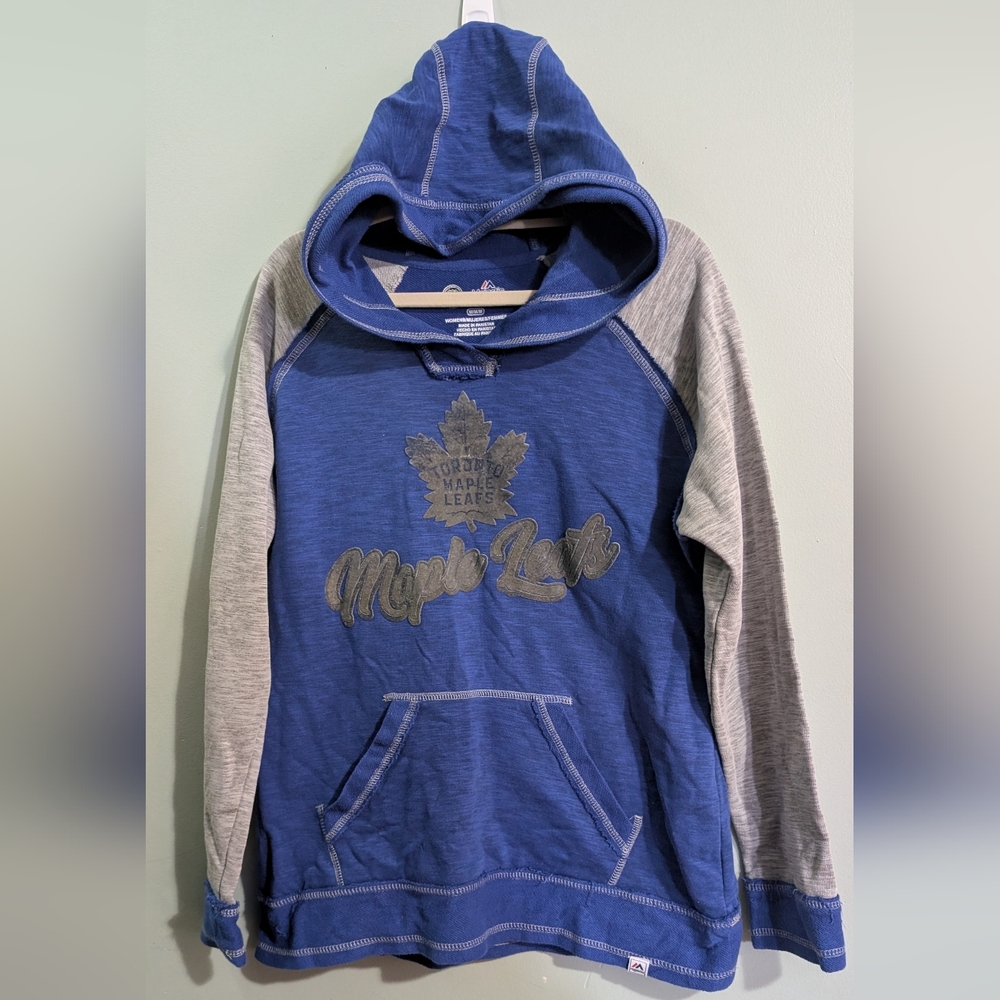 EUC Lightweight Hooded Sweater Toronto Maple LeafsWomens medium Vintage Look *Q9